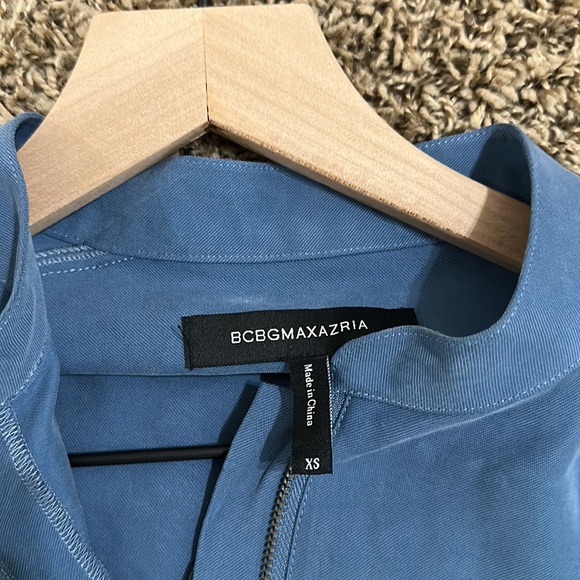 NWT BCBGMAXAZRIA Short Sleeve Relaxed-fit Blue Jumpsuit - Picture 4 of 9